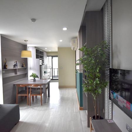 Bts 46 - Near Bts Phrakhanong Bangkok Exterior foto