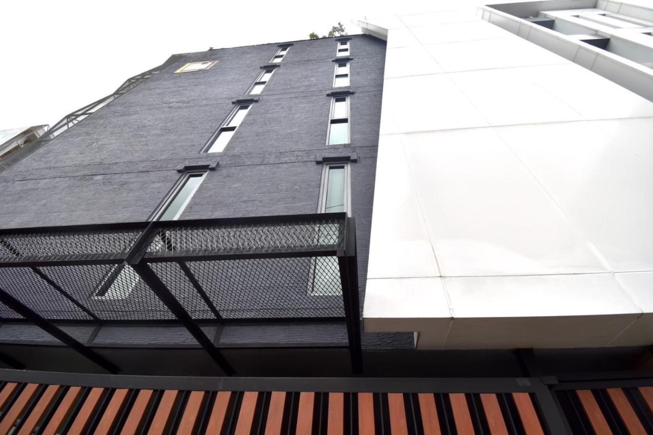 Bts 46 - Near Bts Phrakhanong Bangkok Exterior foto